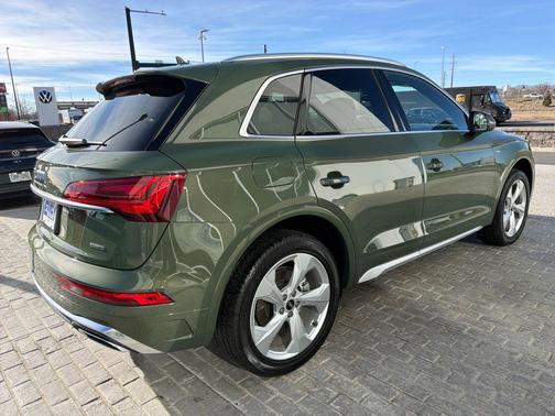 2023 Audi Q5 45 S line Premium Plus