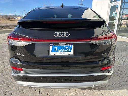 2024 Audi Q4 e-tron Premium Plus 50 quattro