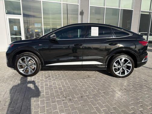 2024 Audi Q4 e-tron Premium Plus 50 quattro