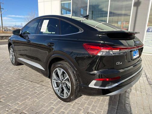 2024 Audi Q4 e-tron Premium Plus 50 quattro