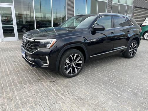 2025 Volkswagen Atlas Cross Sport 2.0T SEL Premium