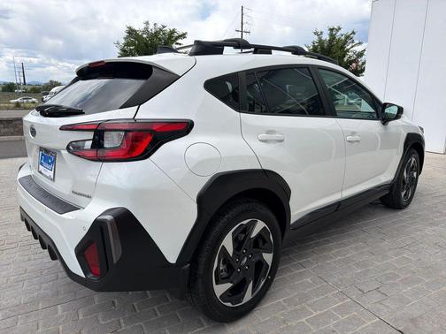 Crystal White Pearl 2024 Subaru Crosstrek Limited