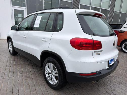 Pure White 2016 Volkswagen Tiguan S