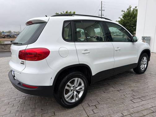 Pure White 2016 Volkswagen Tiguan S