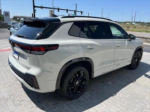 2025 Volkswagen Tiguan 2.0T SE R-Line Black 4MOTION
