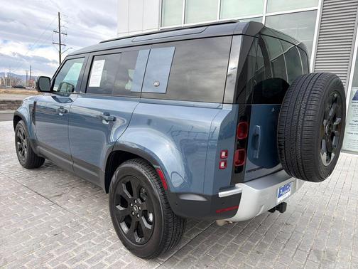 2024 Land Rover Defender 110 P300