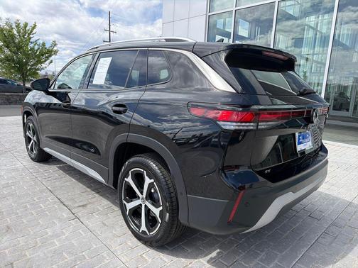 2025 Volkswagen Tiguan 2.0T SE 4MOTION