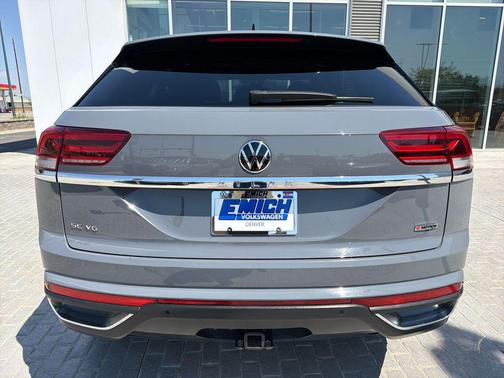 Pure Gray 2021 Volkswagen Atlas Cross Sport 3.6L V6 SE w/Technology