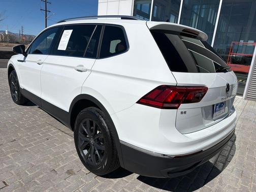 2024 Volkswagen Tiguan 2.0T SE 4MOTION