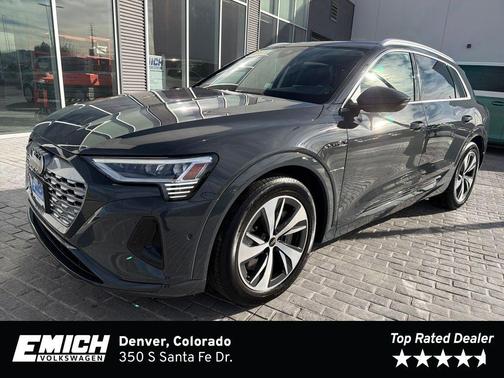 2024 Audi Q8 e-tron Premium Plus