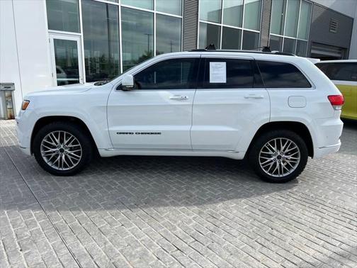 2017 Jeep Grand Cherokee Summit