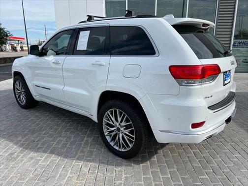 2017 Jeep Grand Cherokee Summit