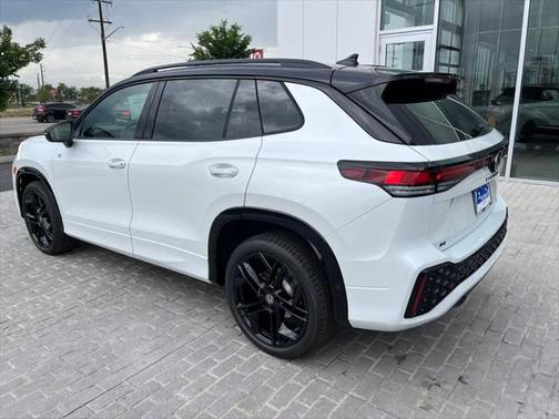 2025 Volkswagen Tiguan 2.0T SE R-Line Black 4MOTION