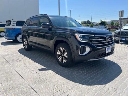 2025 Volkswagen Atlas 2.0T SE