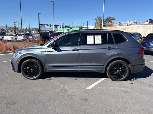 2022 Volkswagen Tiguan 2.0T SE R-Line Black 4MOTION