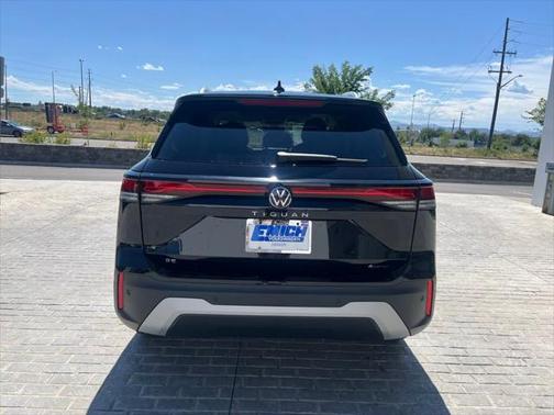 2025 Volkswagen Tiguan 2.0T SE 4MOTION