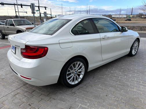 2016 BMW 228 228i