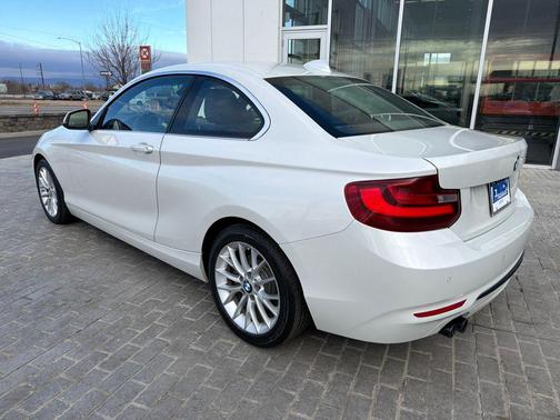 2016 BMW 228 228i