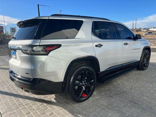 2021 Chevrolet Traverse Premier
