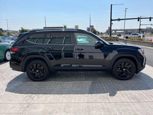 2026 Volkswagen Atlas 2.0T SE w/Technology 4MOTION