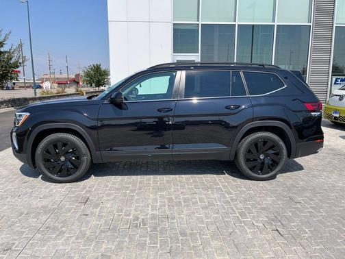 2026 Volkswagen Atlas 2.0T SE w/Technology 4MOTION