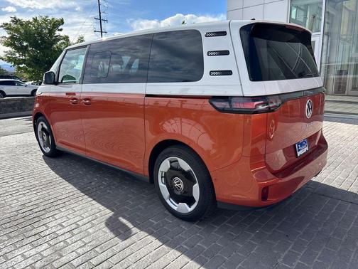 Energetic Oran 2025 Volkswagen ID. Buzz Pro S Plus