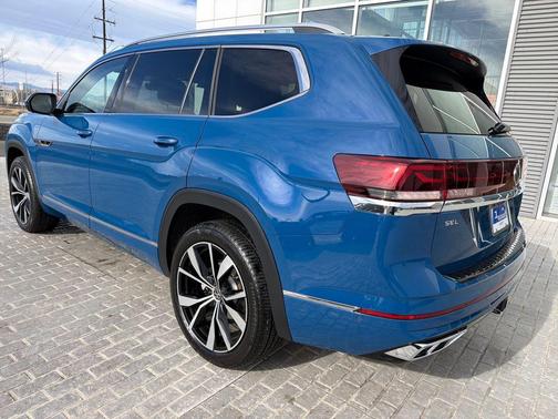 2025 Volkswagen Atlas 2.0T SEL Premium R-Line 4MOTION