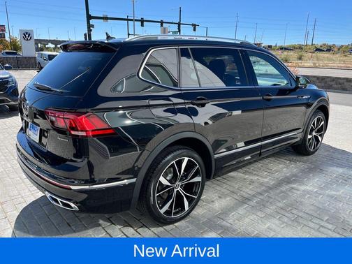 2024 Volkswagen Tiguan 2.0T SEL R-Line 4MOTION