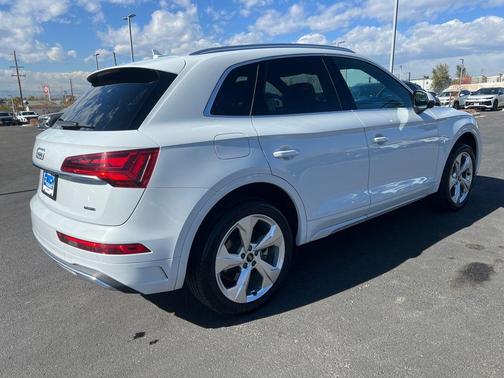 2021 Audi Q5 45 Premium Plus