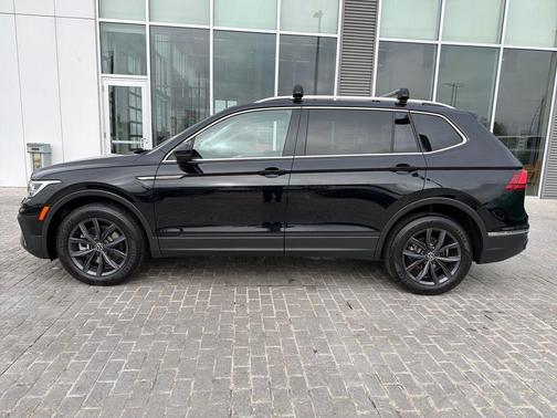 2022 Volkswagen Tiguan 2.0T SE 4MOTION