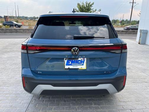 2025 Volkswagen Tiguan 2.0T SE 4MOTION