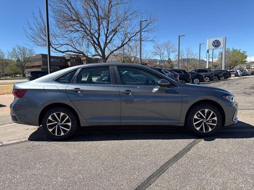 Platinum Gray Metallic 2026 Volkswagen Jetta 1.4T S