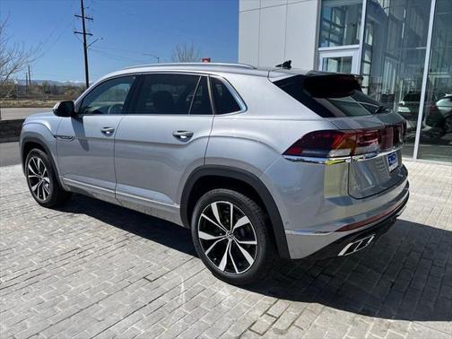 2025 Volkswagen Atlas Cross Sport 2.0T SEL Premium