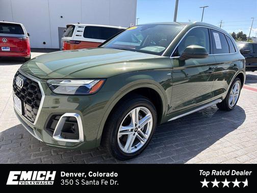 District Green Metallic 2023 Audi Q5 e 55 S line Premium Plus