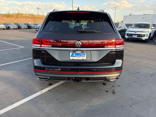 2026 Volkswagen Atlas 2.0T SE w/Technology 4MOTION