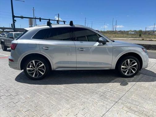 2022 Audi Q5 45 S line Premium
