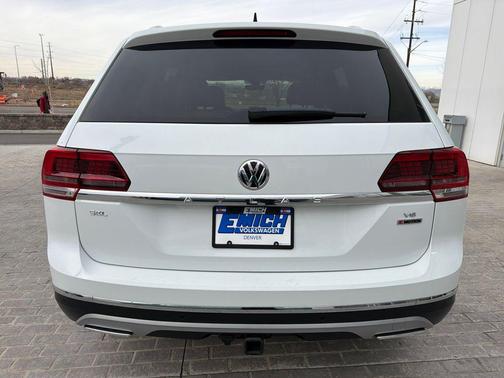 2018 Volkswagen Atlas 3.6L SEL Premium