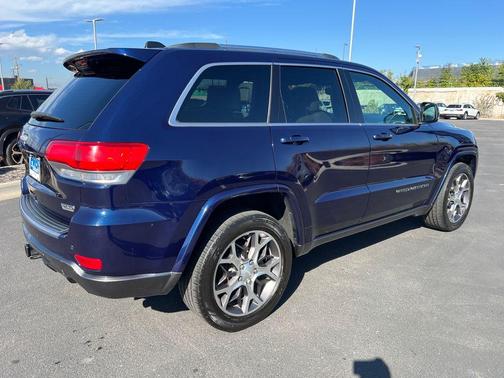 2018 Jeep Grand Cherokee Sterling Edition