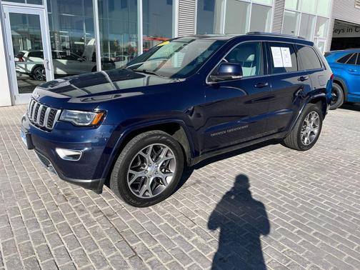 2018 Jeep Grand Cherokee Sterling Edition