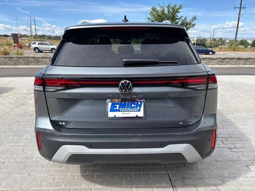 2025 Volkswagen Tiguan 2.0T SE 4MOTION