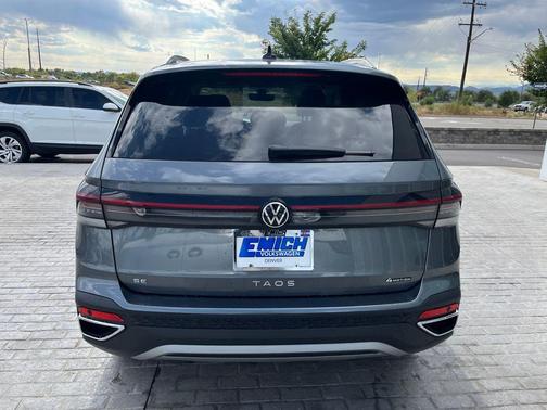 2025 Volkswagen Taos 1.5T SE
