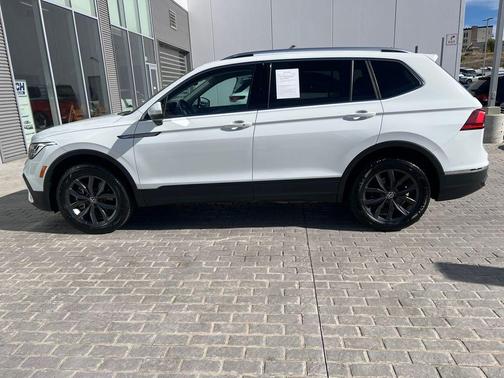 2024 Volkswagen Tiguan 2.0T SE 4MOTION