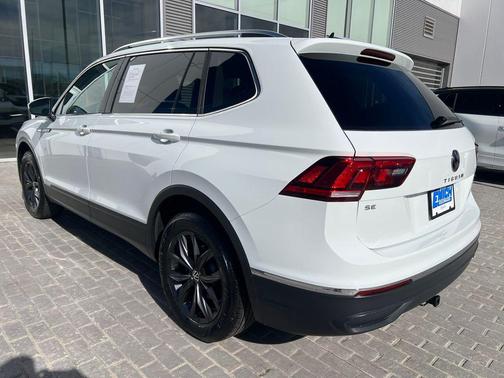 2024 Volkswagen Tiguan 2.0T SE 4MOTION