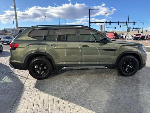 2024 Volkswagen Atlas 2.0T SEL