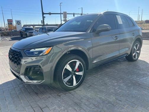 2024 Audi Q5 45 S line Premium Plus