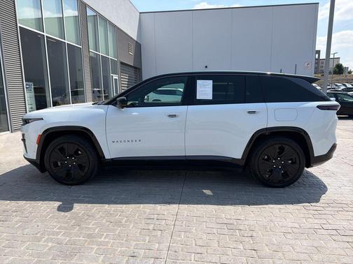 Bright White Clearcoat 2025 Jeep Wagoneer S Launch Edition