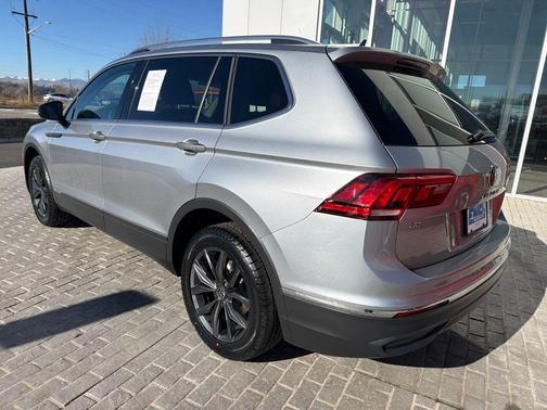 2023 Volkswagen Tiguan 2.0T SE 4MOTION