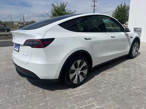2023 Tesla Model Y Long Range Dual Motor All-Wheel Drive