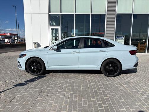 2026 Volkswagen Jetta 1.4T SE