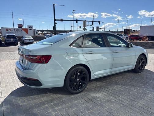 2026 Volkswagen Jetta 1.4T SE